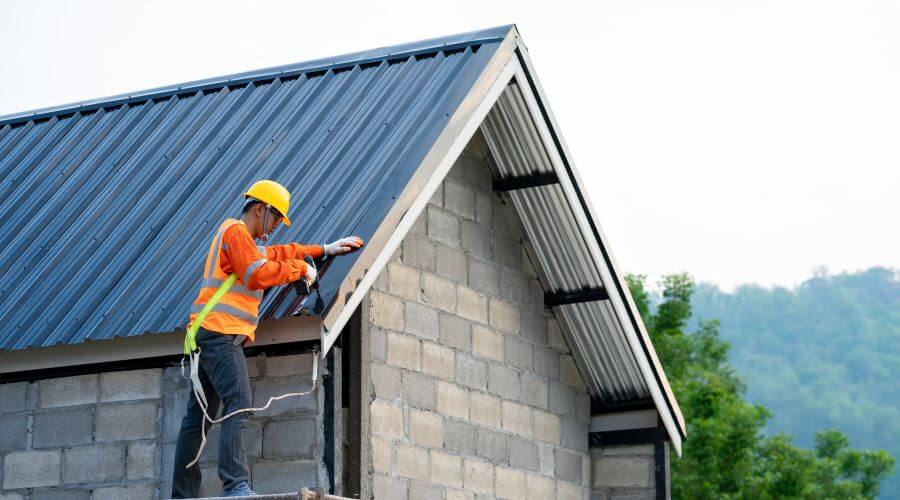 Professional residential roofers in Maxwell, NE